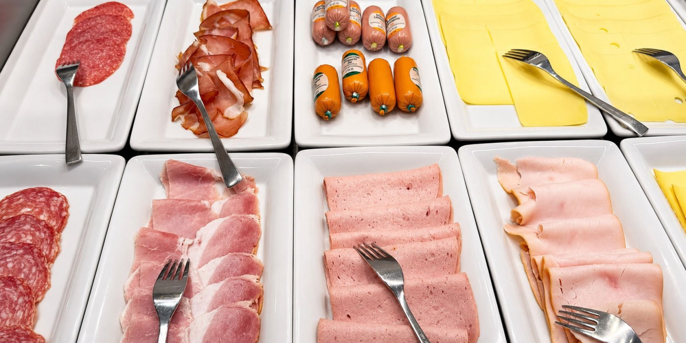 Wurst- und Käseauswahl am Frühstücksbuffet im Hotel Bercher